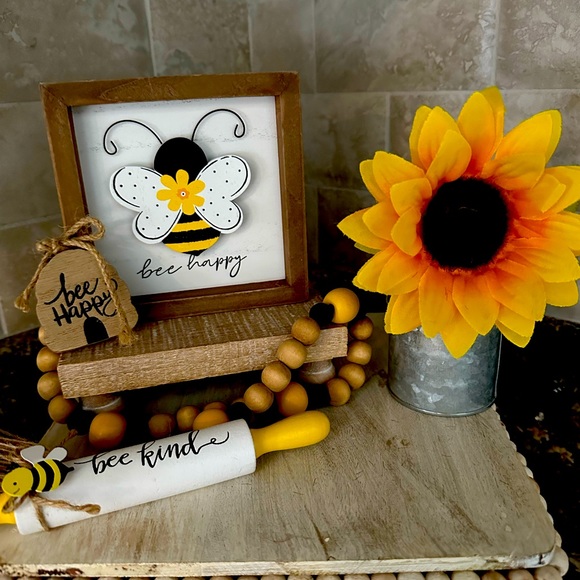 Meet your Posher, Janice - Picture 1 of 2